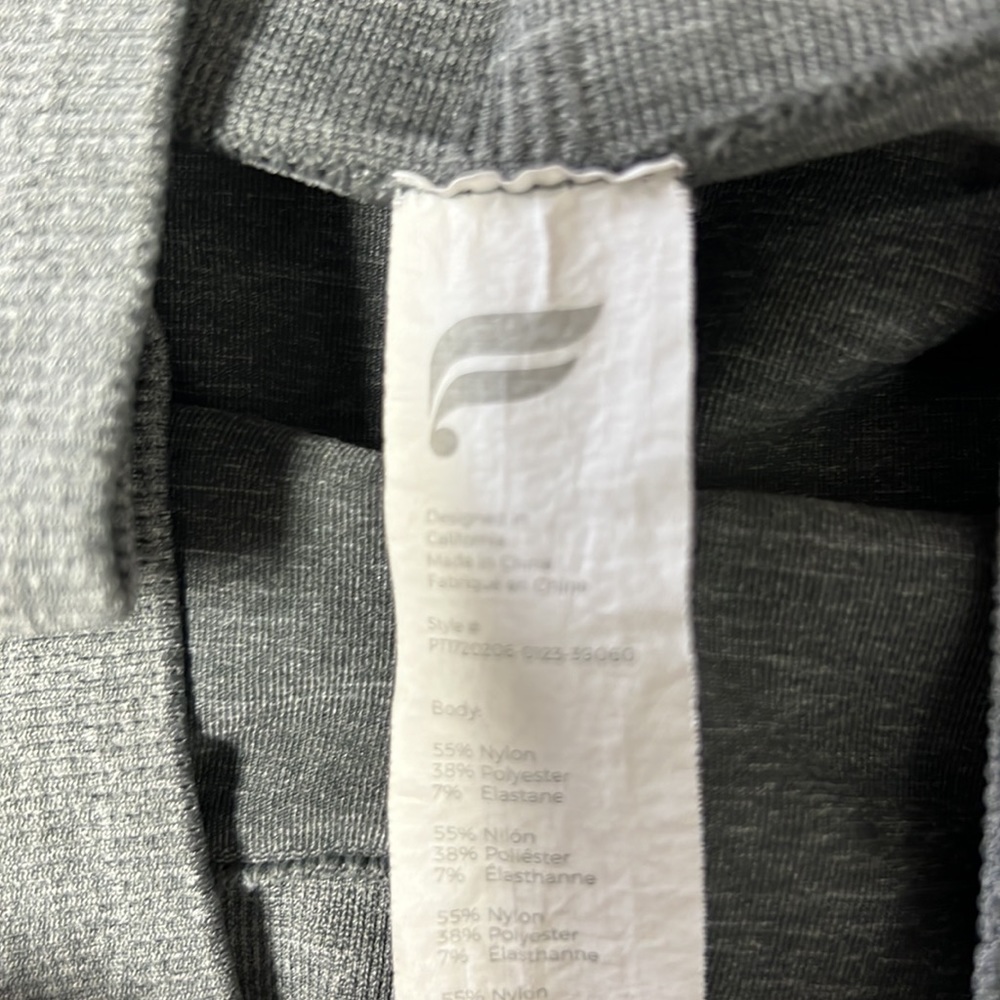 Fabletics - Picture 2 of 6